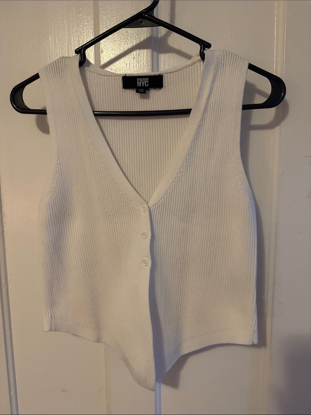 Madden NYC White sweater vest